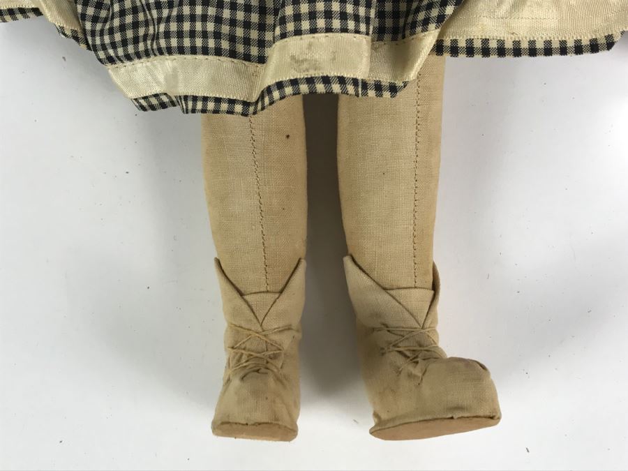Vintage International Doll [Photo 7]