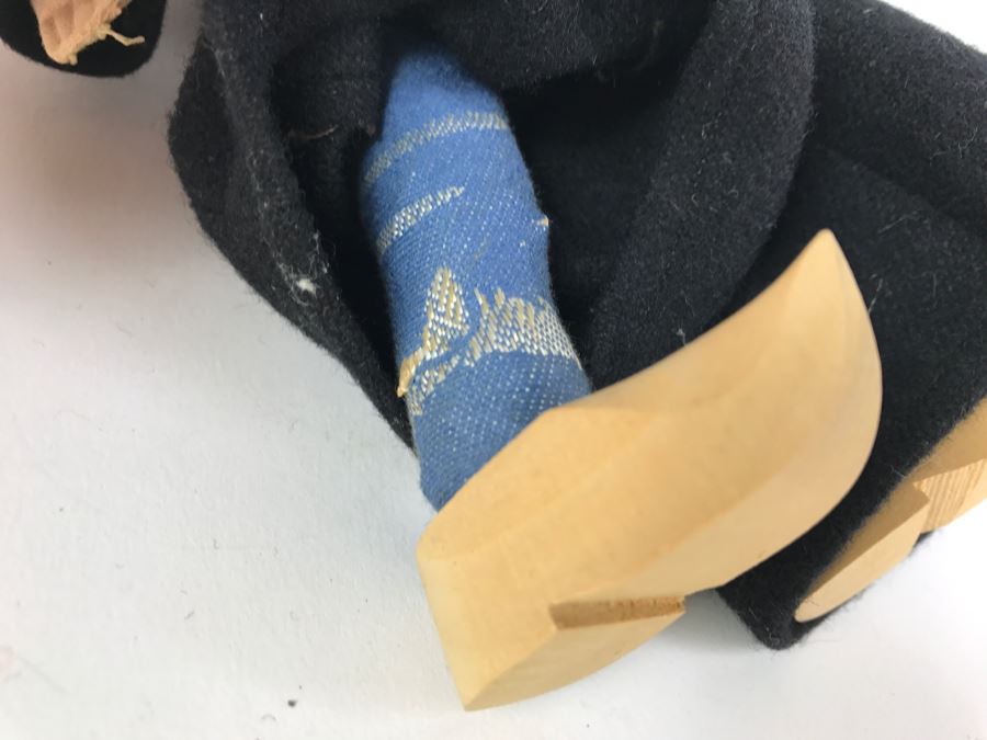 Pair Of Vintage International Dolls [Photo 24]