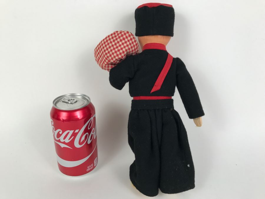 Pair Of Vintage International Dolls [Photo 23]