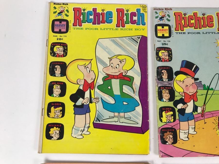(6) Richie Rich Comic Books #125, 126, 128, 130, 131, 132 [Photo 2]