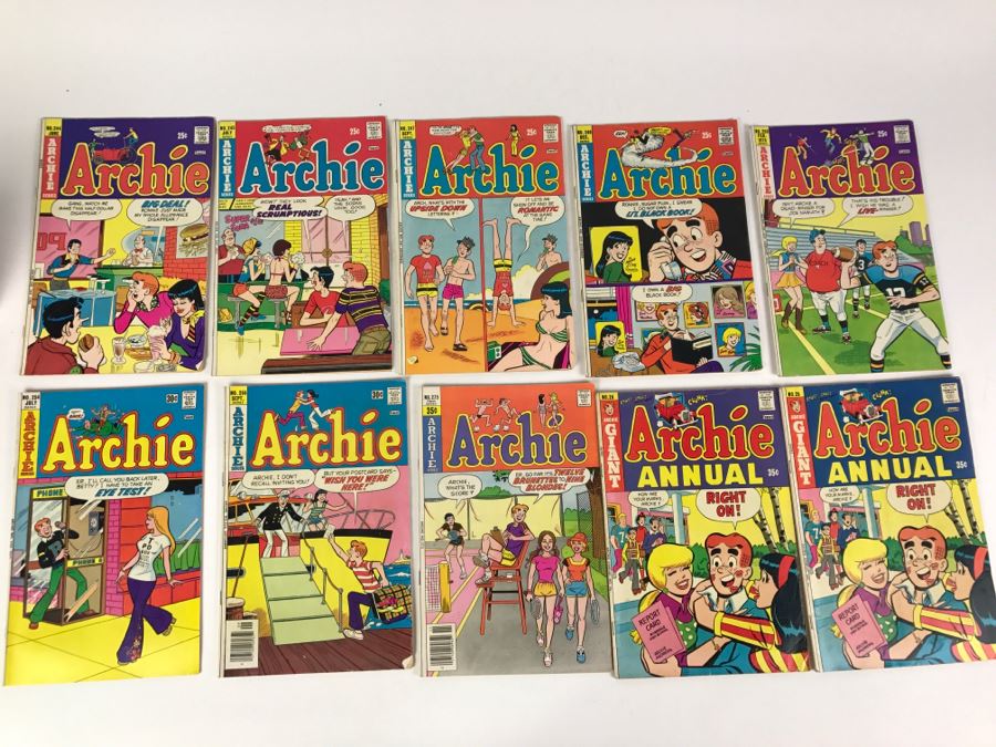 (10) Archie And Archie Annual Comic Books - Archie # 244, 245, 247, 249, 250, 254, 256, 275 And Pair Of Archie Annual #26