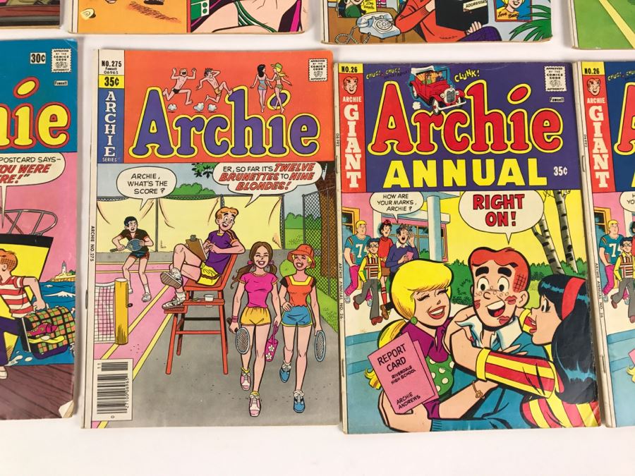 (10) Archie And Archie Annual Comic Books - Archie # 244, 245, 247, 249, 250, 254, 256, 275 And Pair Of Archie Annual #26 [Photo 10]