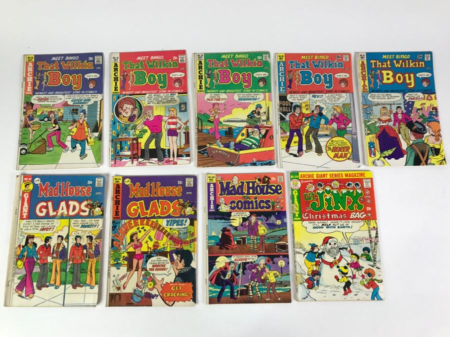(9) Comic Books That Wilkin' Boy, Mad House Glads, Mad House Comics And Lil Jinx Christmas Bag [Photo 1]