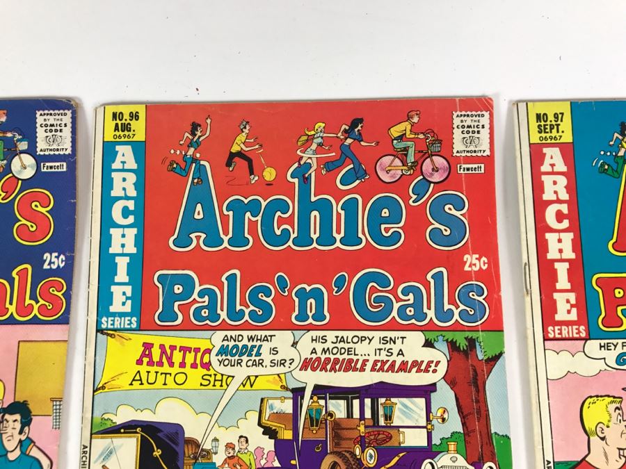 (12) Archie's Pals 'N' Gals Comic Books #84, 90, 92, 92, 96, 97, 98, 99, 100, 104, 105, 109 [Photo 7]
