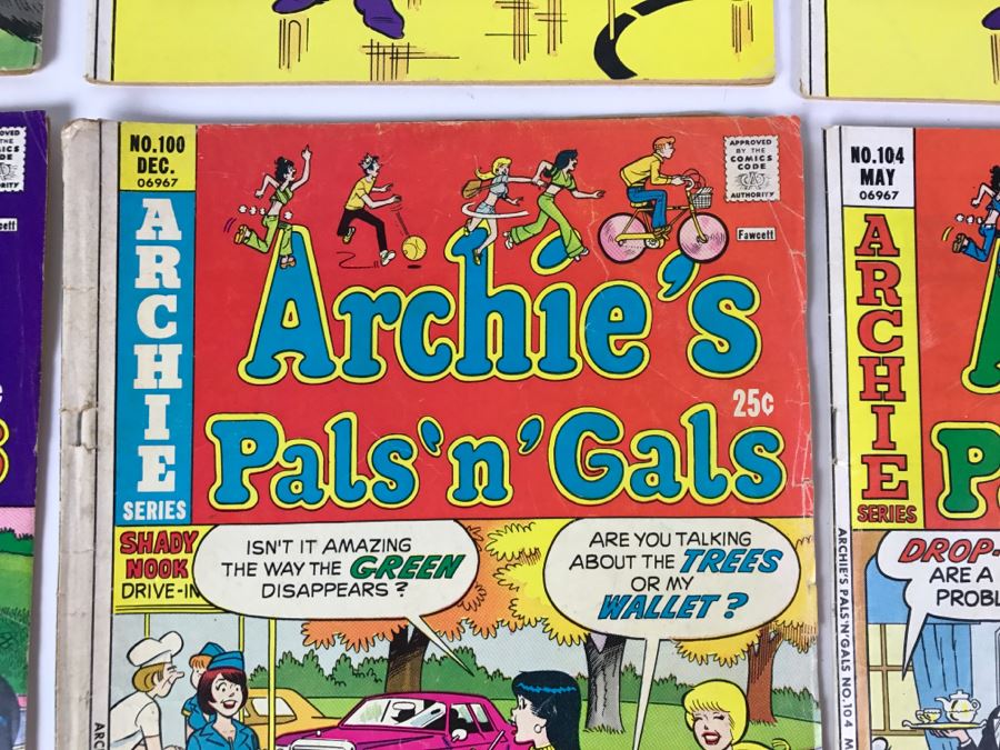 (12) Archie's Pals 'N' Gals Comic Books #84, 90, 92, 92, 96, 97, 98, 99, 100, 104, 105, 109 [Photo 11]
