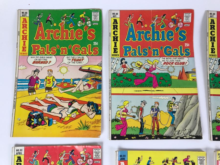(10) Archie's Pals 'N' Gals Comic Books #88, 89, 89, 91, 91, 93, 94, 95, 95, 114 [Photo 2]