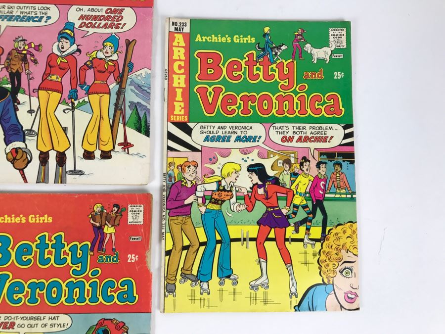 (9) Betty And Veronica Comic Books #229, 230, 231, 232, 233, 234, 235, 236, 237 [Photo 6]