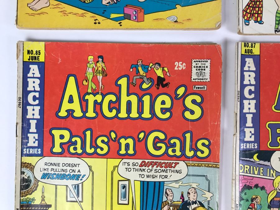 (4) Archie's Pals 'N' Gals Comic Books #60, 83, 85, 87 [Photo 5]