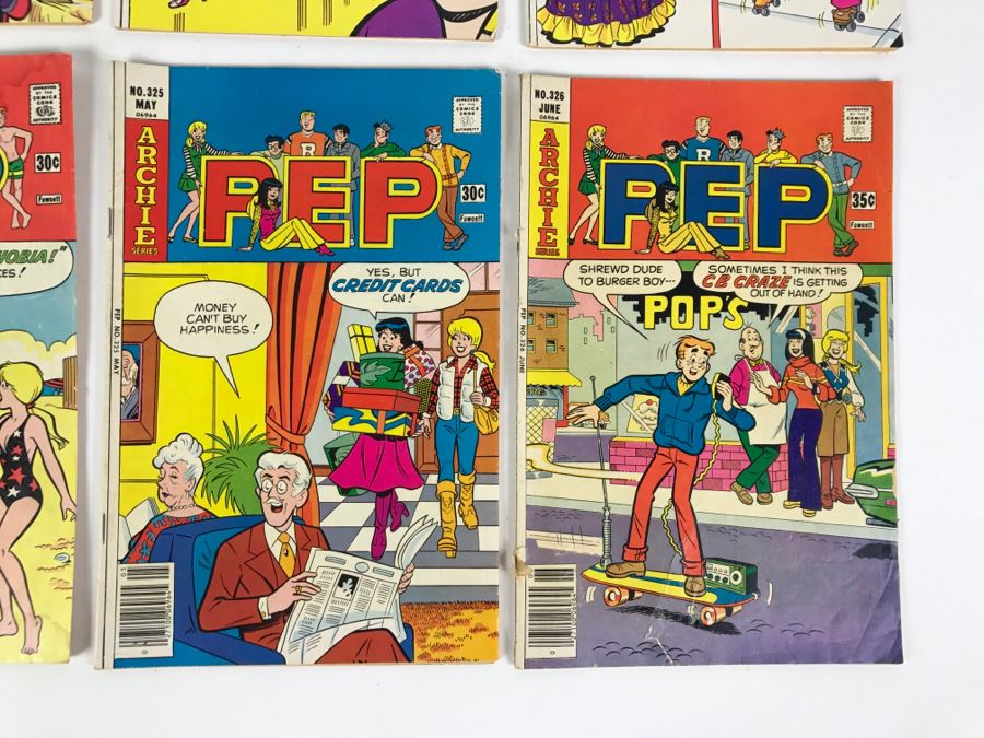 (8) PEP Comic Books #310, 312, 313, 314, 315, 318, 325, 326 [Photo 8]