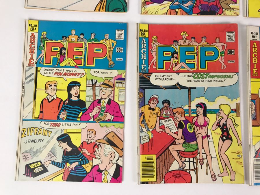 (8) PEP Comic Books #310, 312, 313, 314, 315, 318, 325, 326 [Photo 6]