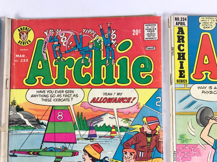(7) Archie Comic Books #213, 232, 233, 234, 238, 240, 243 [Photo 5]
