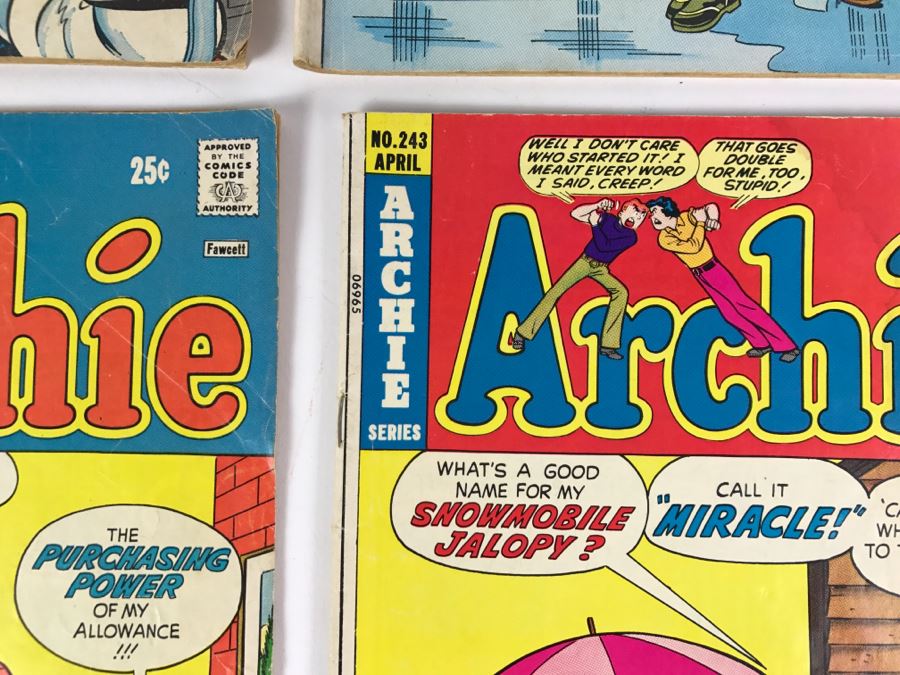 (7) Archie Comic Books #213, 232, 233, 234, 238, 240, 243 [Photo 9]