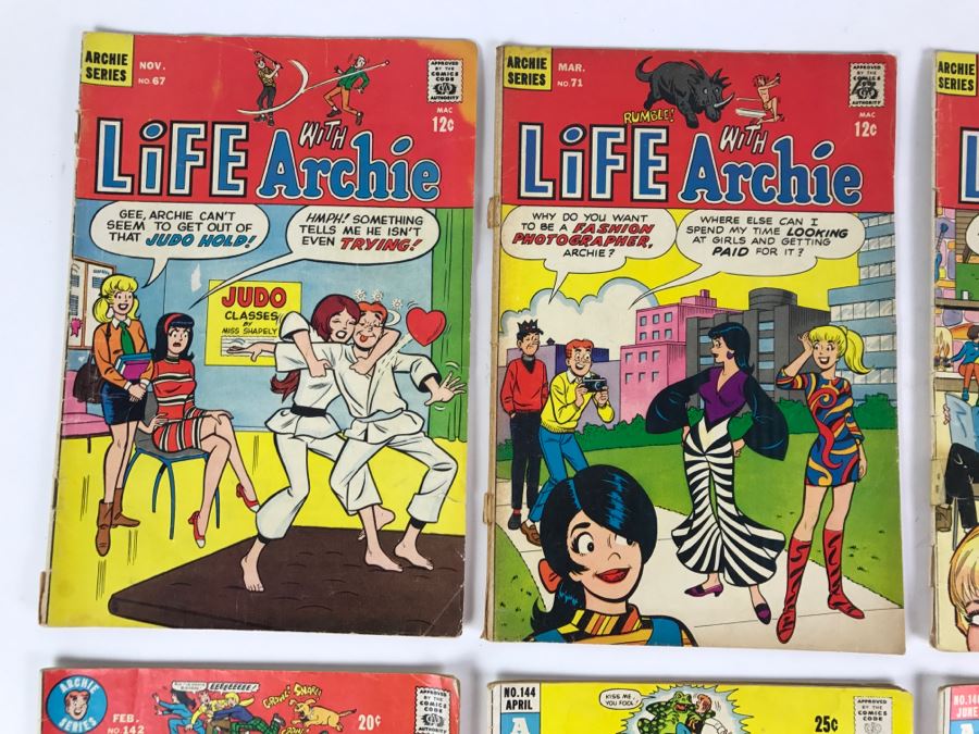 Life With Archie Comic Books #67, 71, 95, 141, 142, 144, 146, 147 [Photo 2]