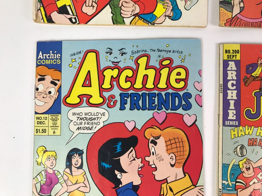 Archie's Love Scene, Archie's Sonshine, Archie's One Way, Archie's Parables, Archie & Friends #12 And Archie's Joke Book #194, 200, 201 Comic Books [Photo 6]