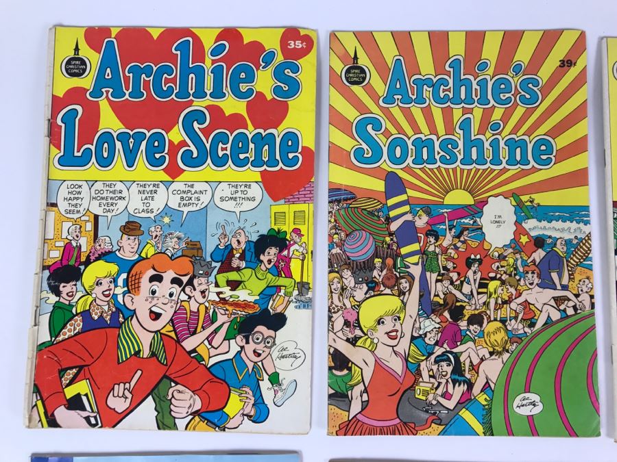 Archie's Love Scene, Archie's Sonshine, Archie's One Way, Archie's Parables, Archie & Friends #12 And Archie's Joke Book #194, 200, 201 Comic Books [Photo 2]