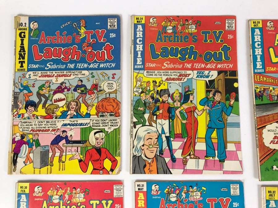(6) Archie's T.V. Laugh Out Giant #2, #24, 28, 30, 31, 32 Comic Books [Photo 2]