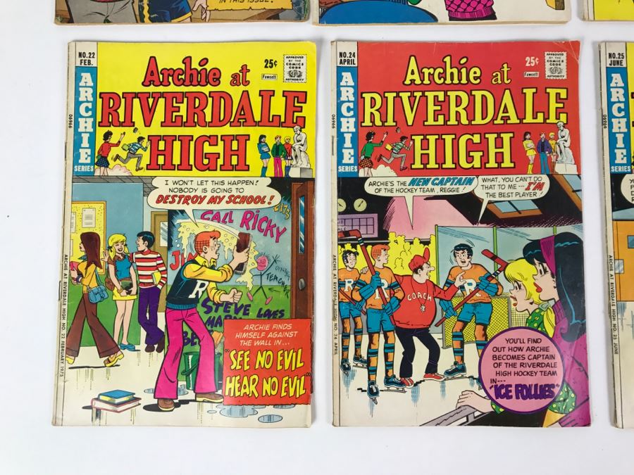 (8) Archie At Riverdal High #9, 14, 16, 17, 22, 24, 25, 25 Comic Books [Photo 6]