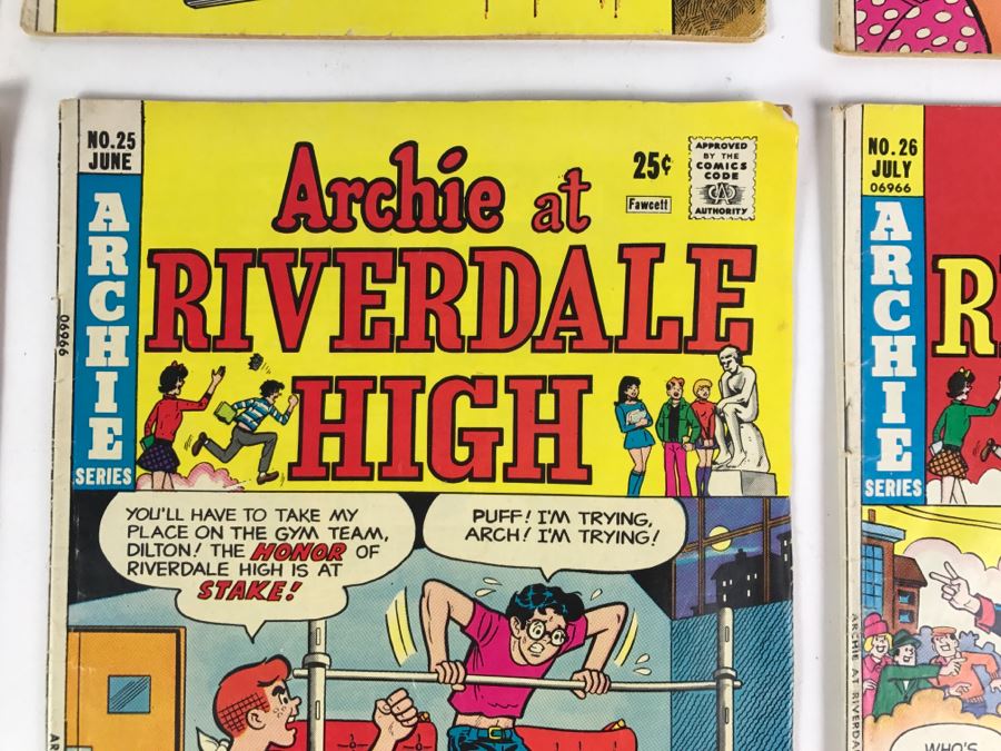 (8) Archie At Riverdal High #9, 14, 16, 17, 22, 24, 25, 25 Comic Books [Photo 9]