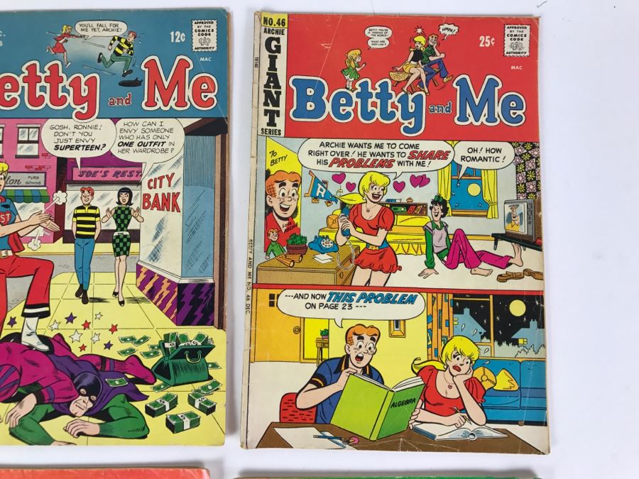 (6) Betty And Me #4, 5, 46, 52, 54, 55 Comic Books [Photo 4]