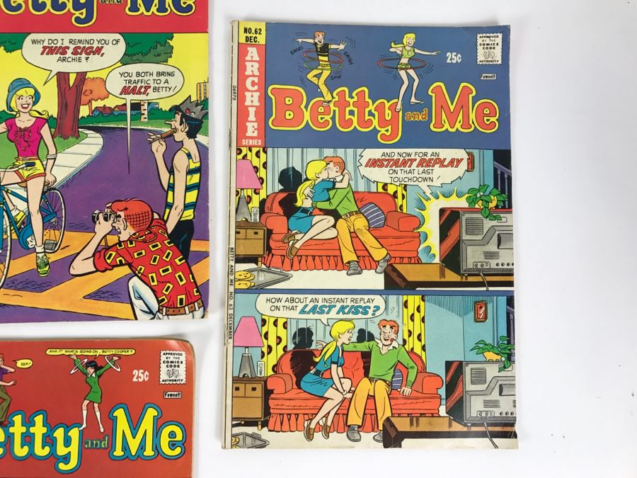 (9) Betty And Me #56, 57, 58, 61, 62, 64, 65, 66, 67 Comic Books [Photo 6]