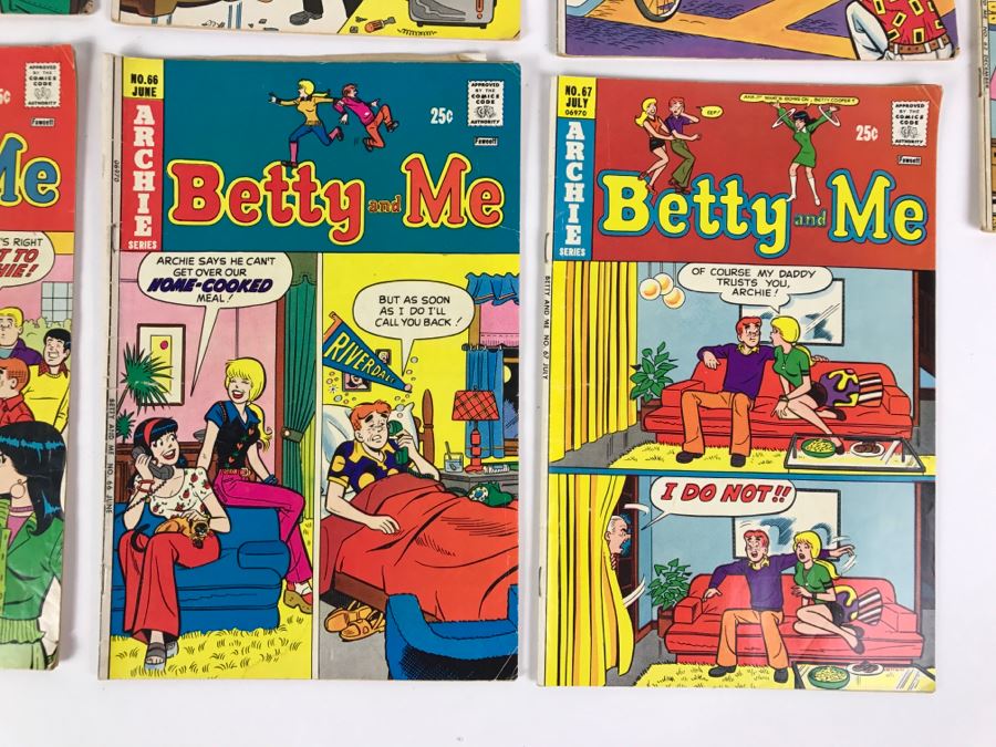 (9) Betty And Me #56, 57, 58, 61, 62, 64, 65, 66, 67 Comic Books [Photo 10]