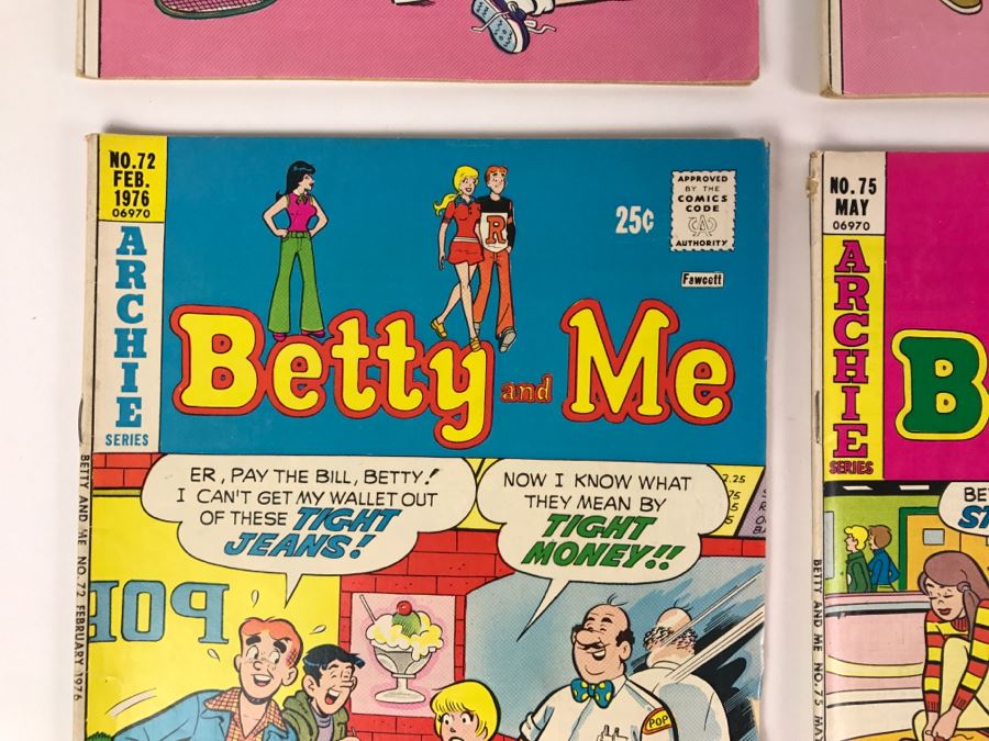 (8) Betty And Me #68, 69, 70, 71, 72, 75, 76, 77 Comic Books [Photo 7]