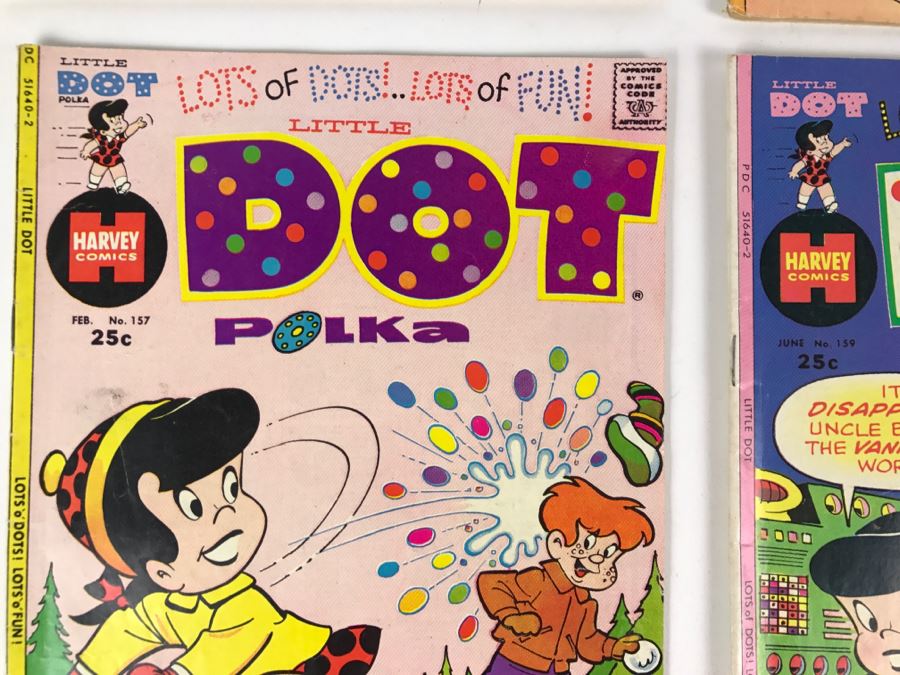 (4) Dot Dot-Land #63, Little Dot #156, 157, 159 Comic Books [Photo 5]