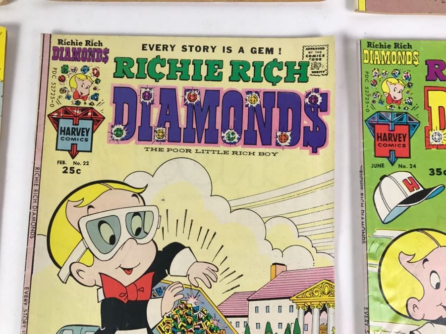 (9) Richie Rich Diamonds #10, 12, 13, 14, 16, 17, 19, 22, 24 Comic Books [Photo 11]
