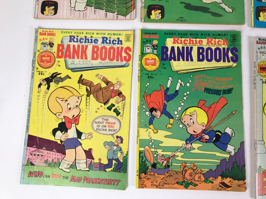 (11) Richie Rich Bank Book #11, 12, 13, 14, 15, 16, 17, 18, 20, 21, 24 Comic Books [Photo 11]