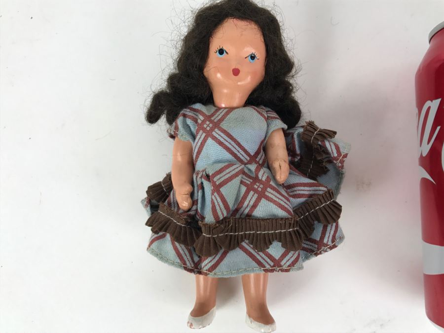 Vintage Jointed Doll [Photo 2]