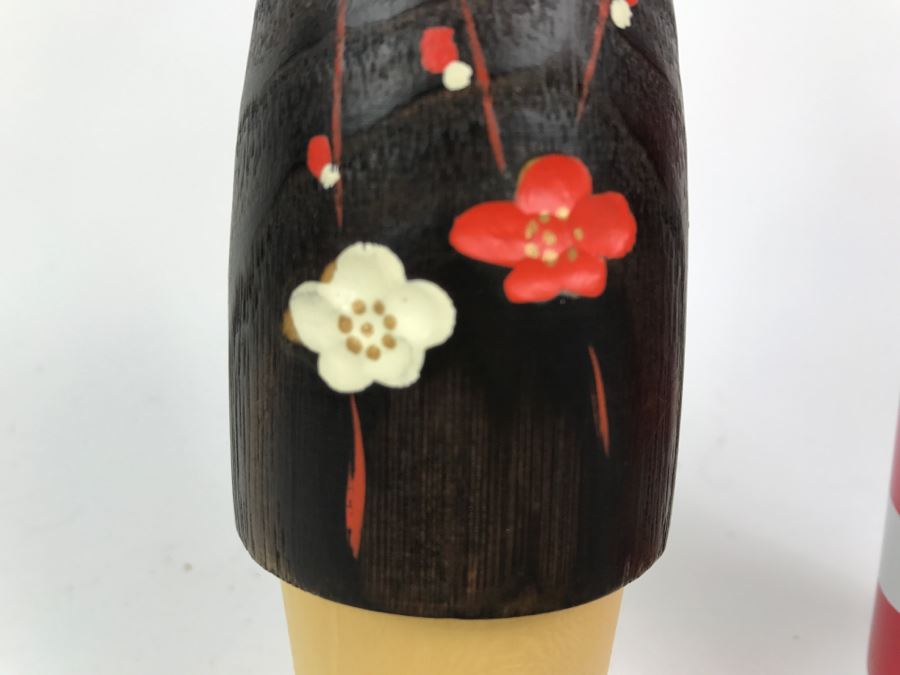 Vintage Japanese Kokeshi Wooden Doll [Photo 4]