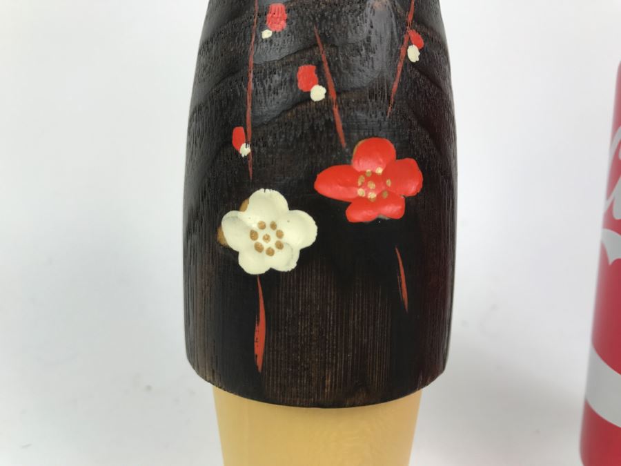 Vintage Japanese Kokeshi Wooden Doll [Photo 5]
