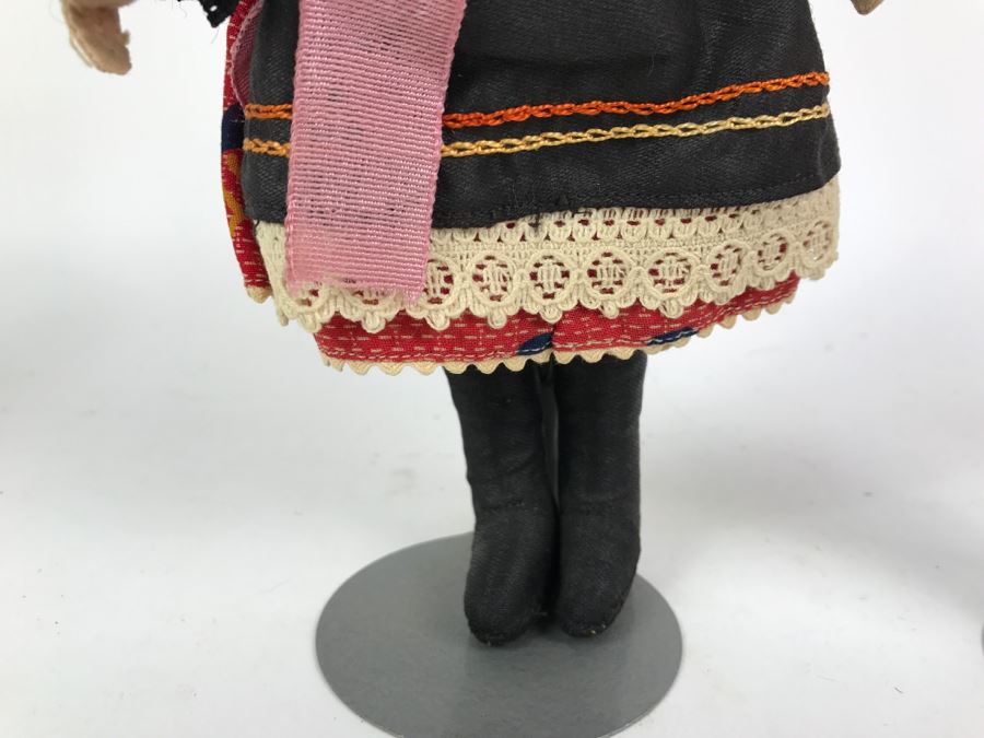 Pair Of Vintage Czechoslovakia Dolls [Photo 8]