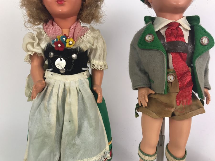Pair Of Vintage International Dolls [Photo 5]
