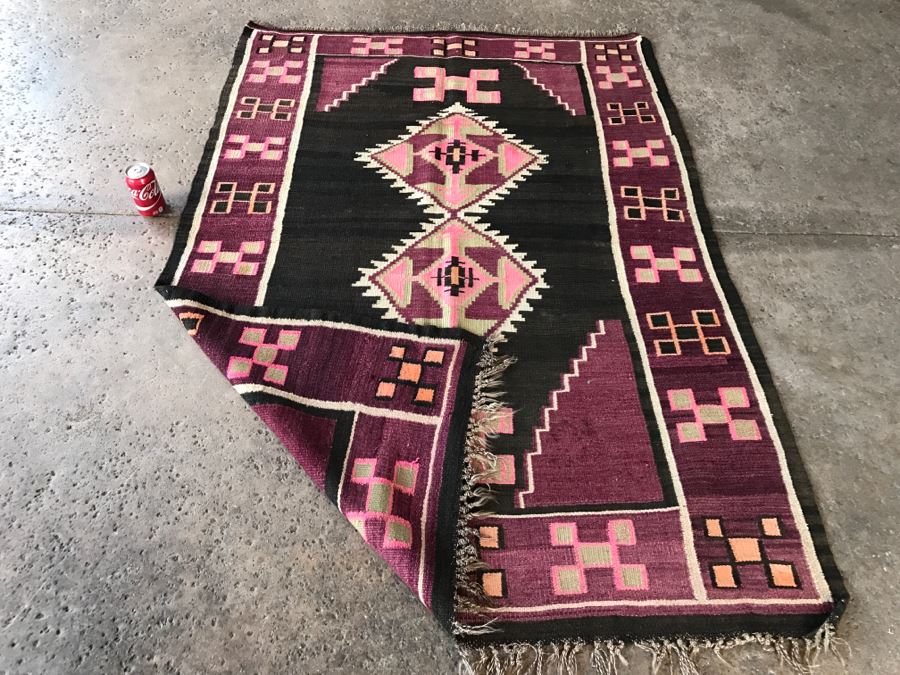 Vintage Turkish Kilim Rug With Vivid Colors 4'4' X 6'1' [Photo 10]