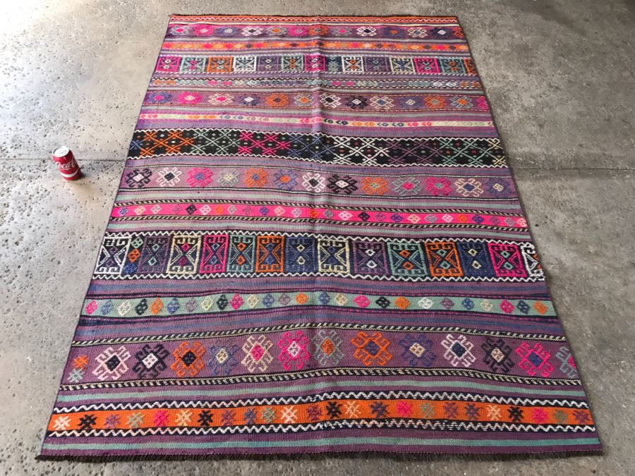 Vintage Turkish Embroidery Kilim Rug With Vivid Colors 4'10' X 7'2'