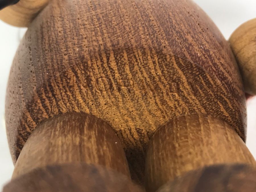 Vintage Wooden Eskimo Doll [Photo 10]