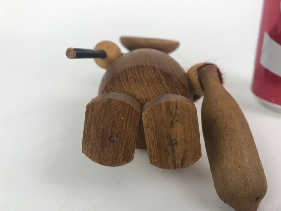 Vintage Wooden Eskimo Doll [Photo 9]