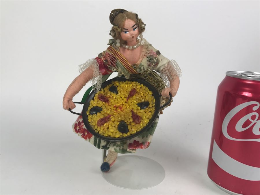 Vintage International Doll [Photo 1]