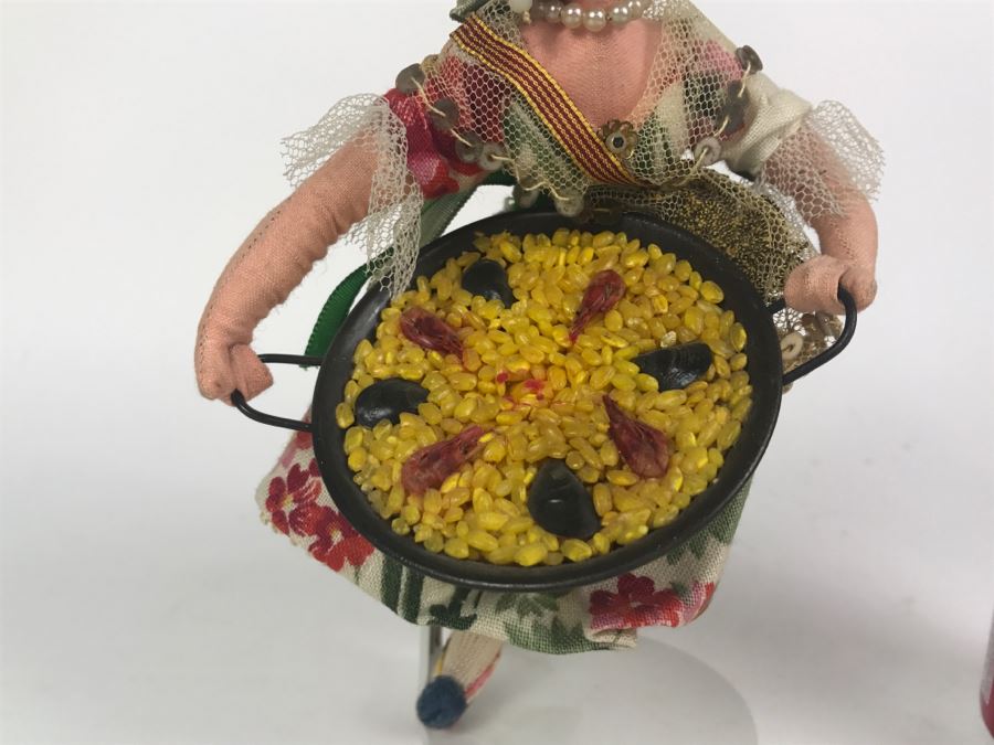 Vintage International Doll [Photo 2]