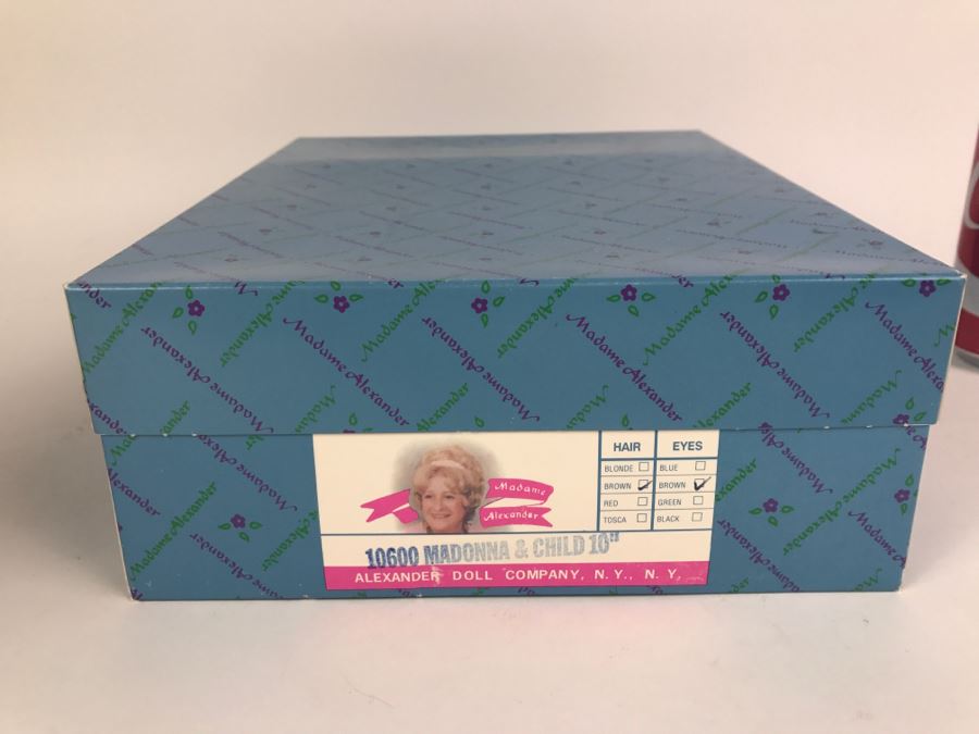 Vintage Madame Alexander Doll Madonna & Child 10' New In Box [Photo 5]