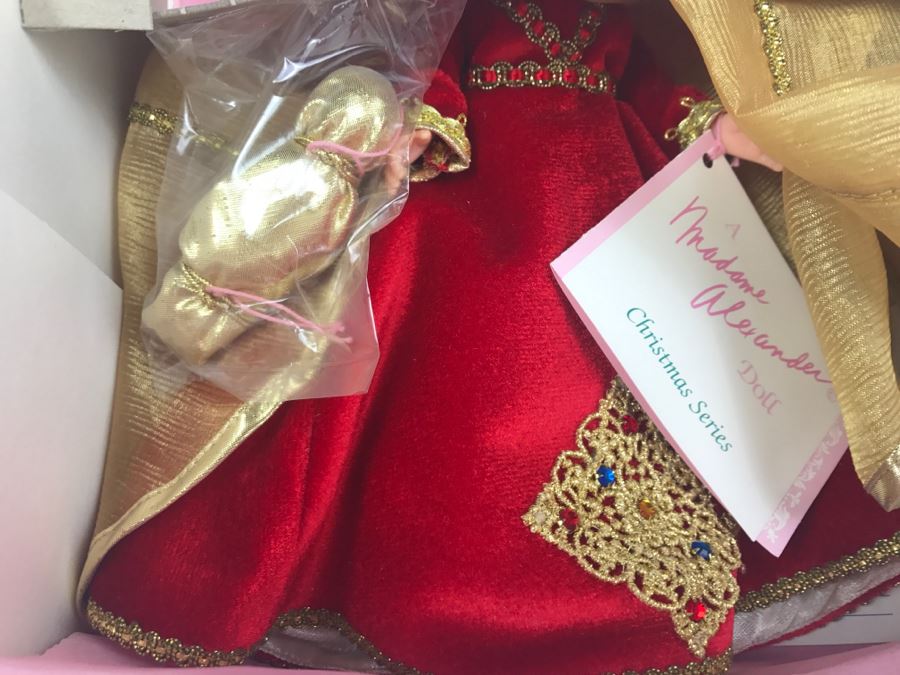 Vintage Madame Alexander Doll Madonna & Child 10' New In Box [Photo 4]