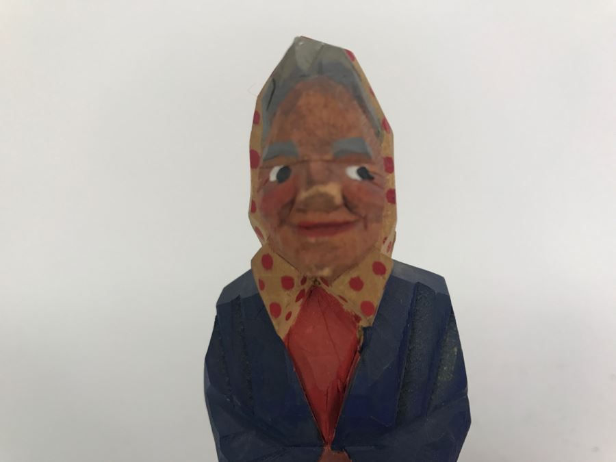 Carved Wood Denmark Doll Sculpture [Photo 2]