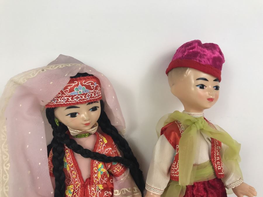 Vintage 1980 Russian Olympic Commerative Dolls [Photo 3]