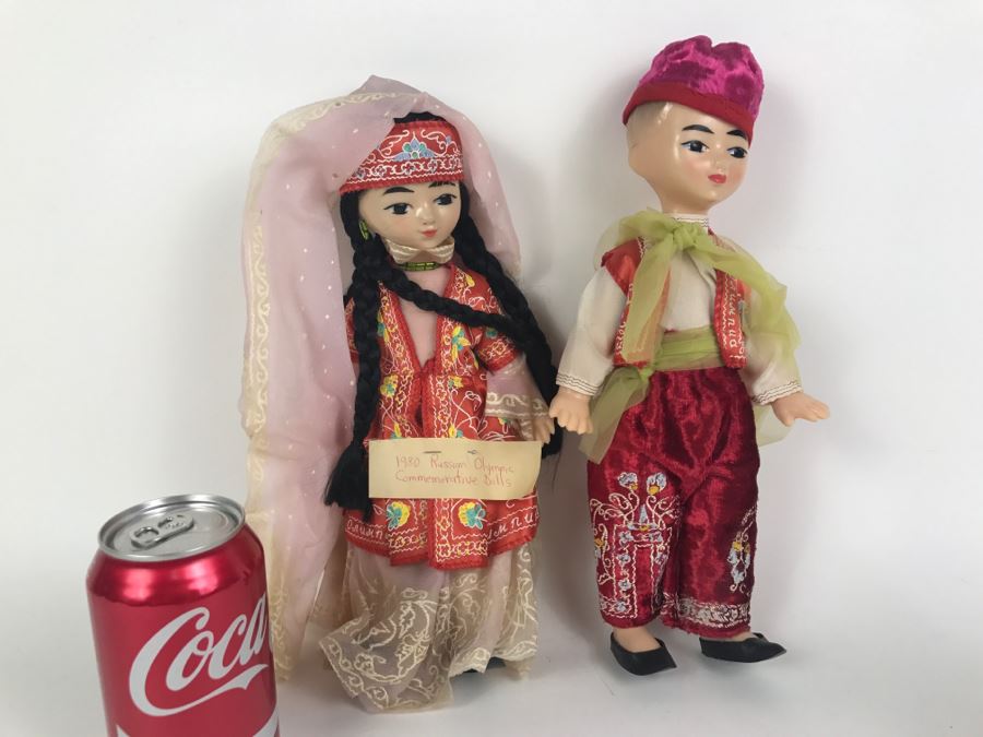 Vintage 1980 Russian Olympic Commerative Dolls [Photo 1]