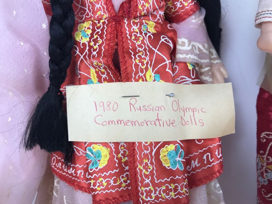 Vintage 1980 Russian Olympic Commerative Dolls [Photo 2]