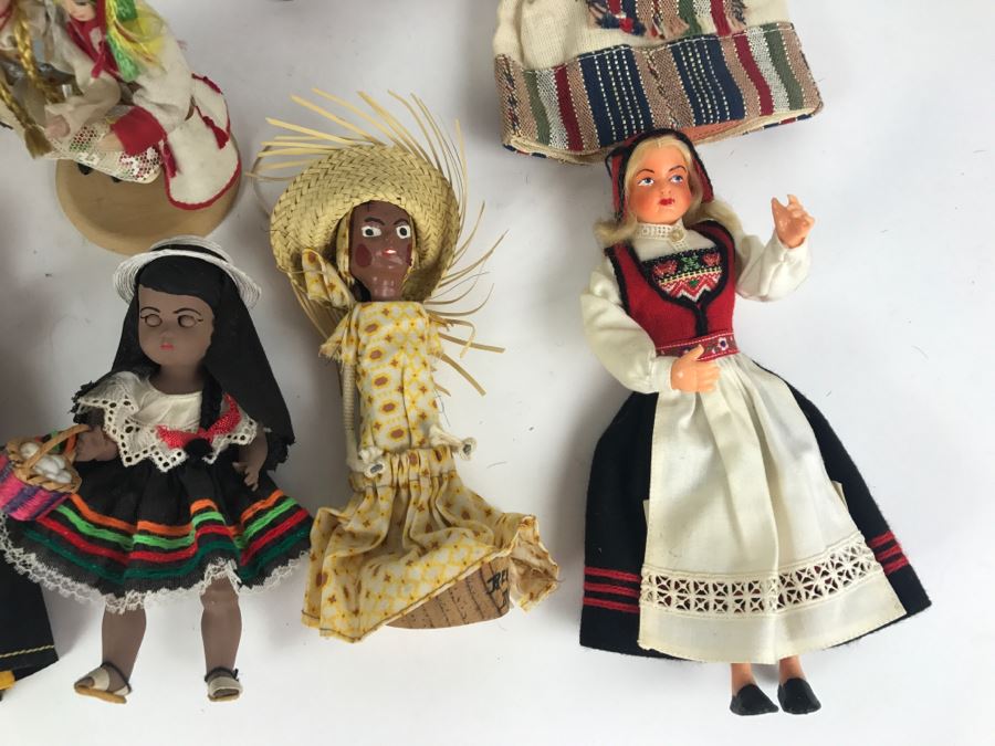 Collection Of Vintage International Dolls - See All Photos [Photo 11]