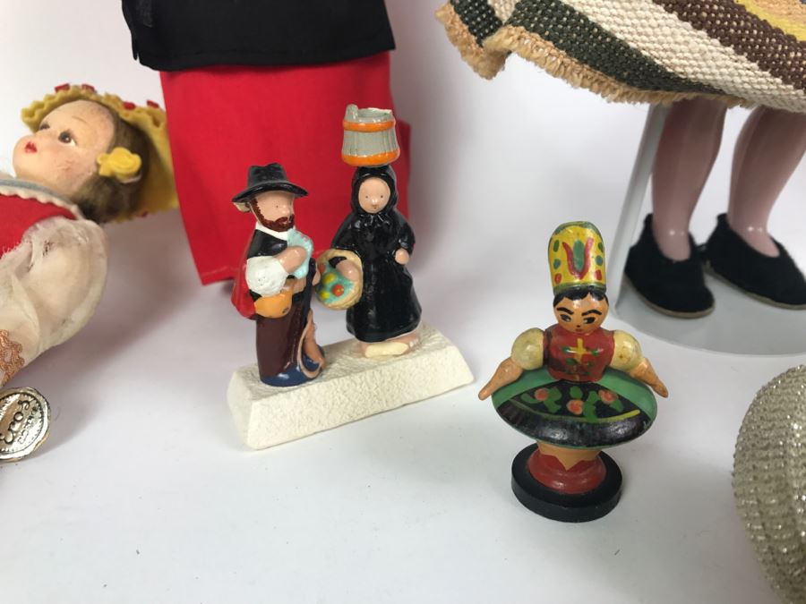 Collection Of Vintage International Dolls - See All Photos [Photo 16]