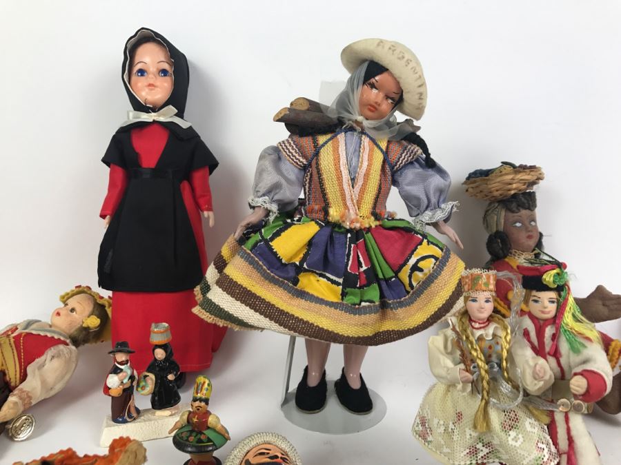 Collection Of Vintage International Dolls - See All Photos
