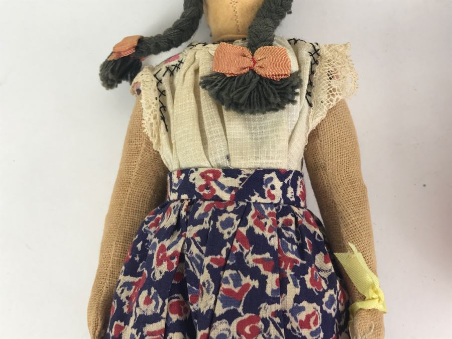 Vintage Women Smoking Cigar Paraguay Doll [Photo 3]